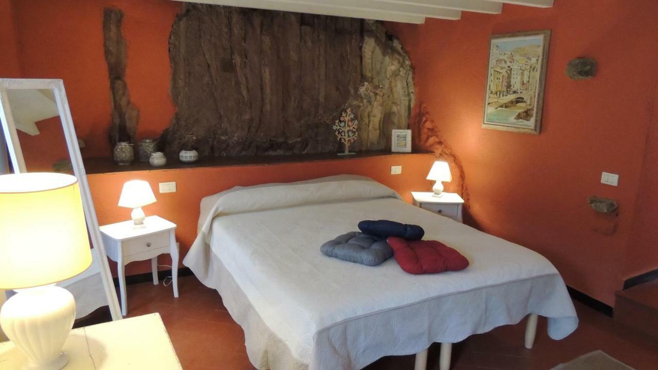 Borgo Di Codeglia - Country Rooms Рикко-дель-Гольфо-ди-Специя Экстерьер фото