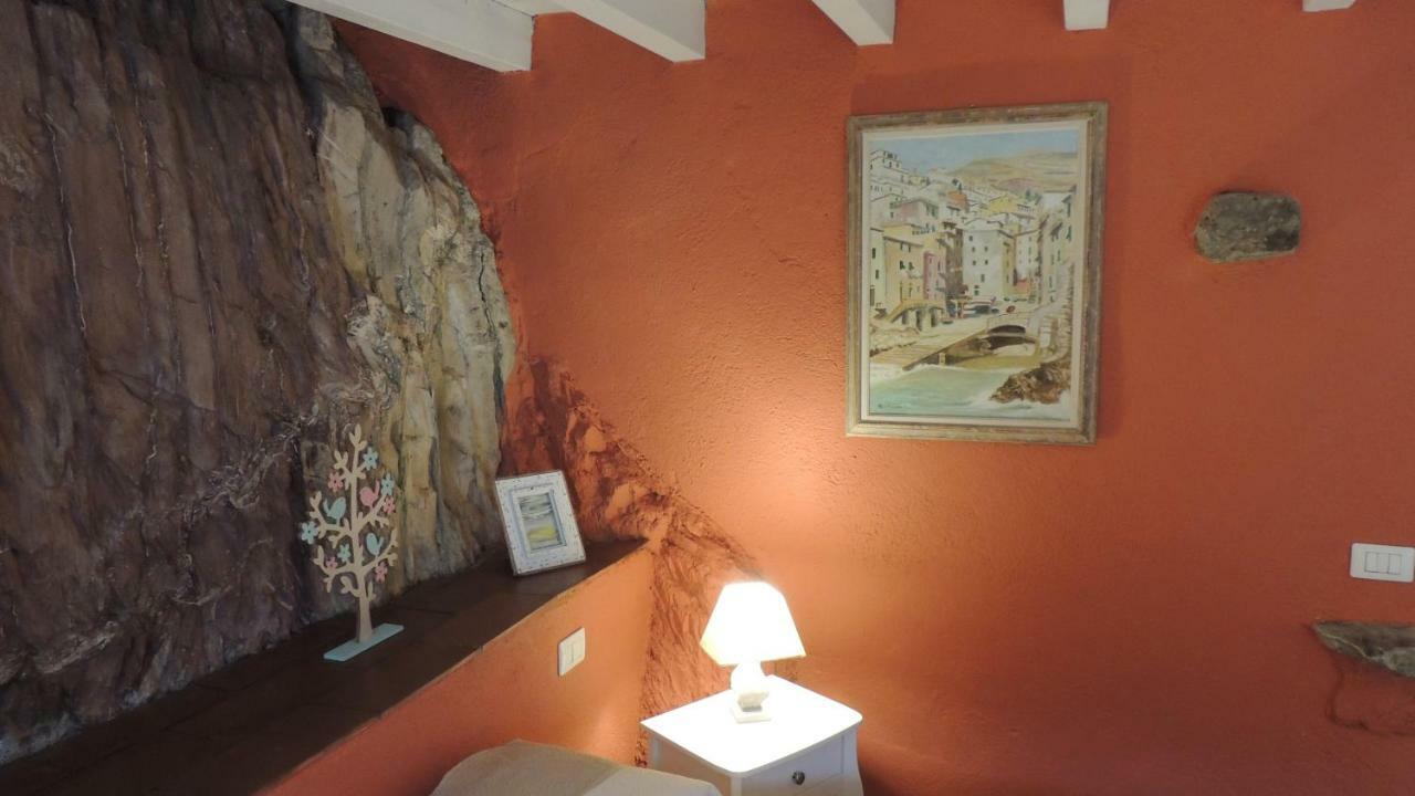 Borgo Di Codeglia - Country Rooms Рикко-дель-Гольфо-ди-Специя Экстерьер фото