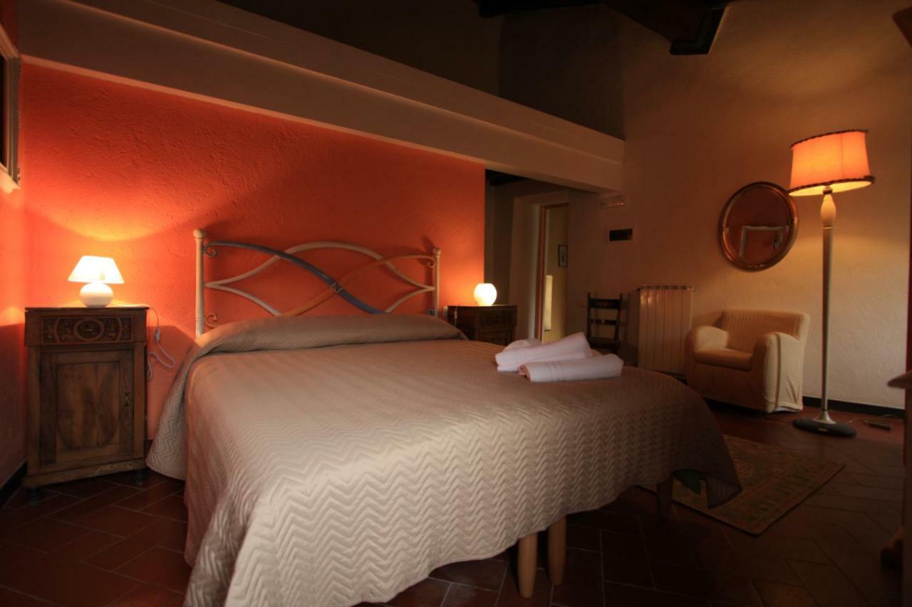 Borgo Di Codeglia - Country Rooms Рикко-дель-Гольфо-ди-Специя Экстерьер фото