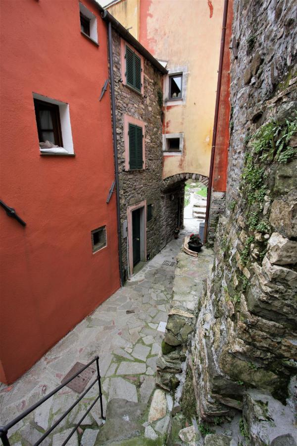 Borgo Di Codeglia - Country Rooms Рикко-дель-Гольфо-ди-Специя Экстерьер фото